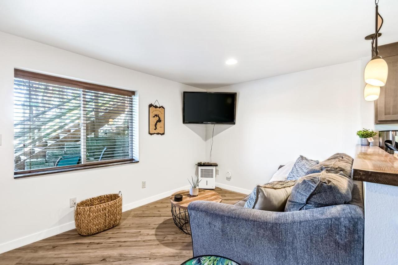 Driftwood Waterfront Gem Apartment Sandpoint Exterior foto