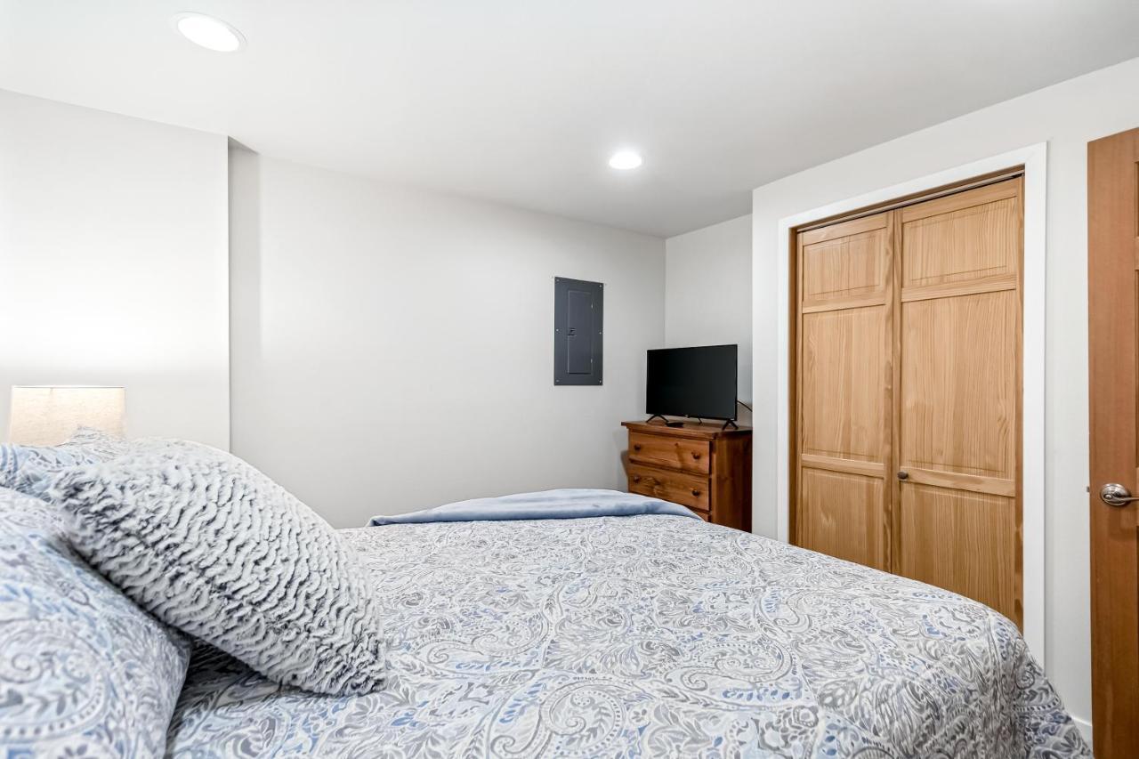Driftwood Waterfront Gem Apartment Sandpoint Exterior foto