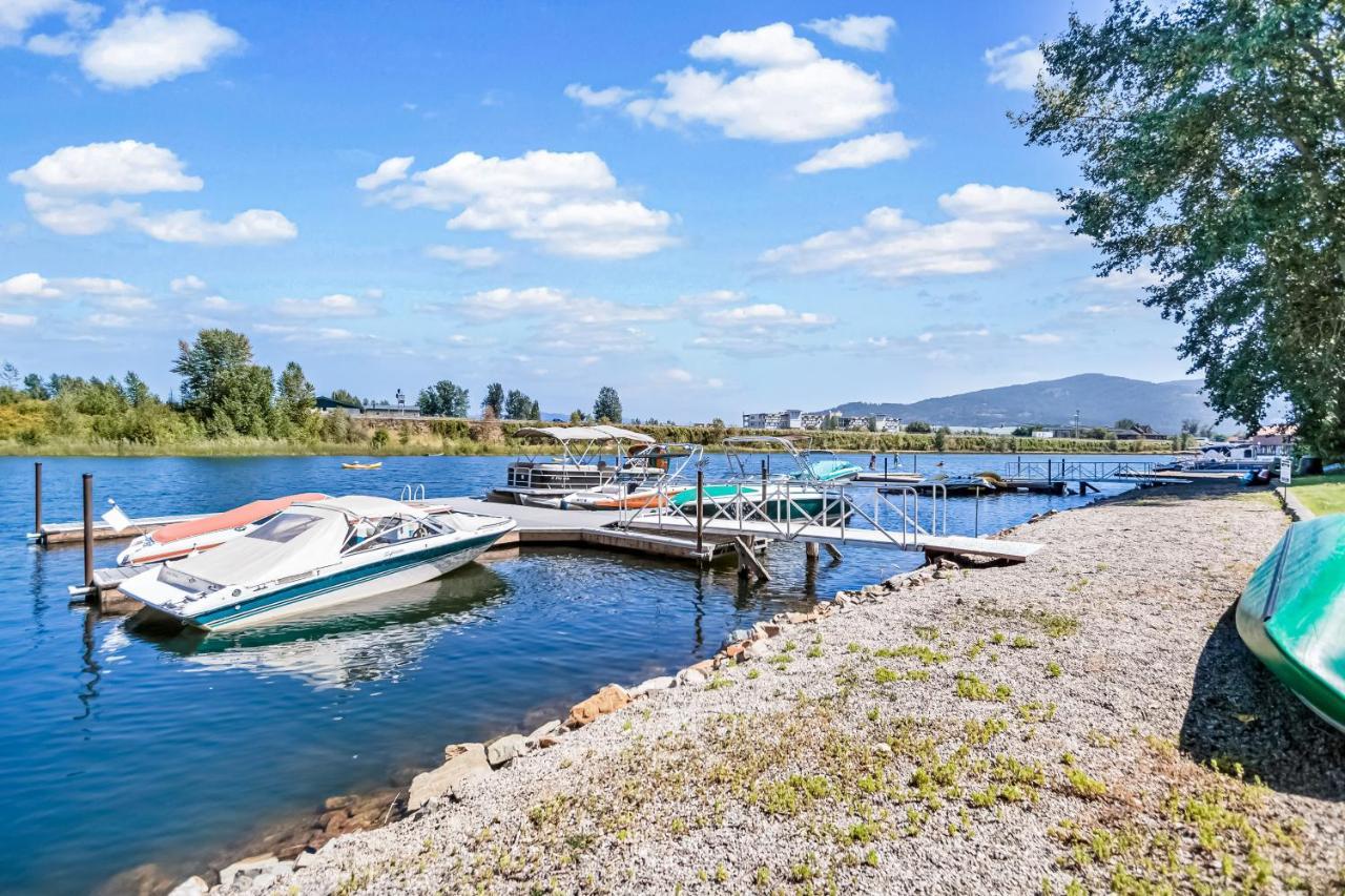 Driftwood Waterfront Gem Apartment Sandpoint Exterior foto