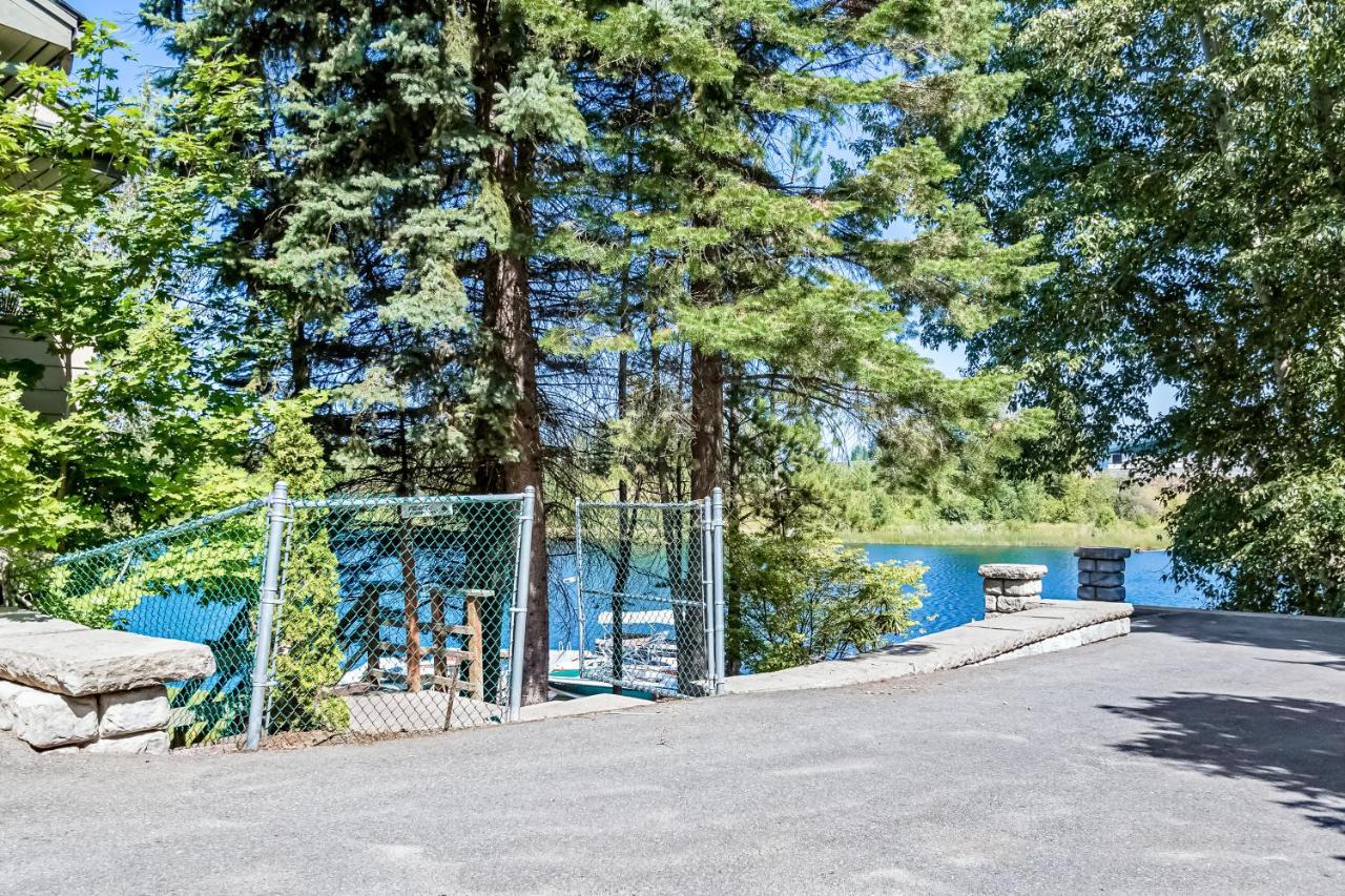 Driftwood Waterfront Gem Apartment Sandpoint Exterior foto